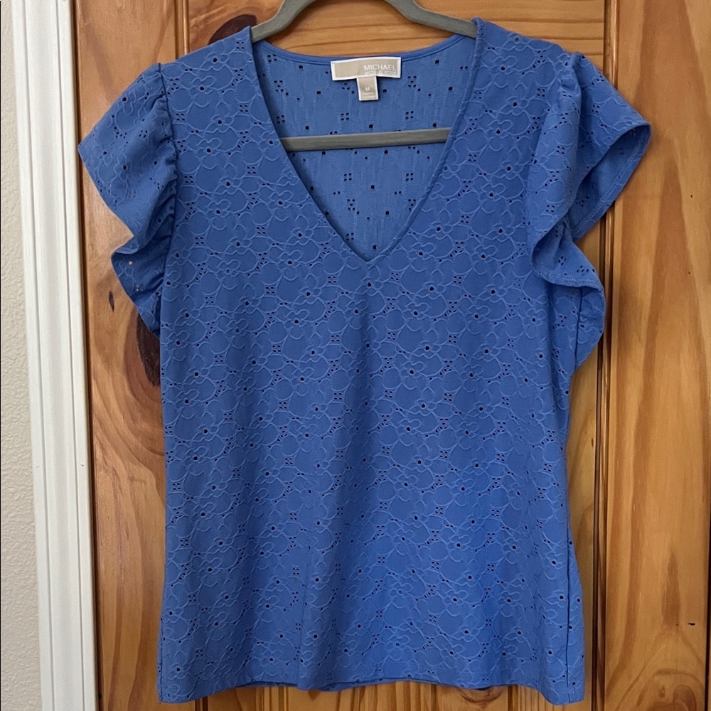 MICHAEL Michael Kors V-Neck Blue eyelet Lace v-neck Blouse M